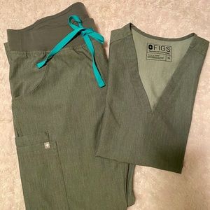 FIGS ❣️Graphite Scrub Set❣️XS/SP